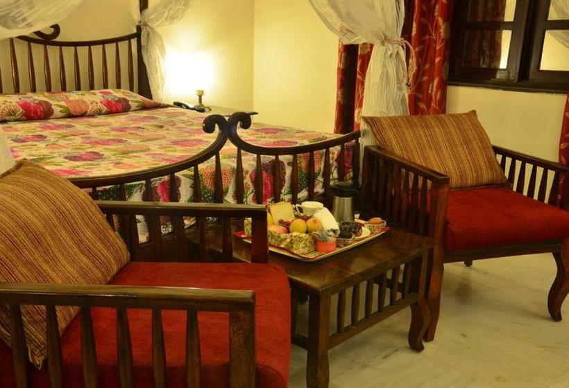 Fotos del hotel H R Palace:  37