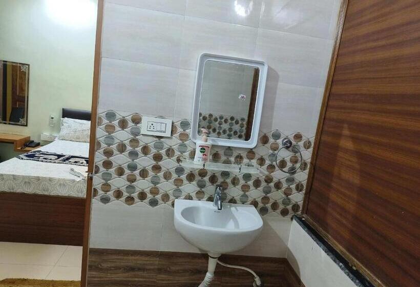 هتل Himalaya