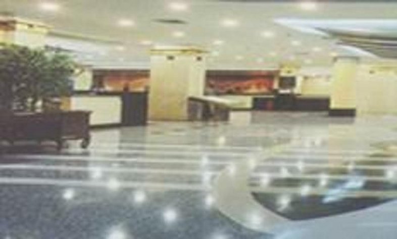 Hotel Huamao Airport Business