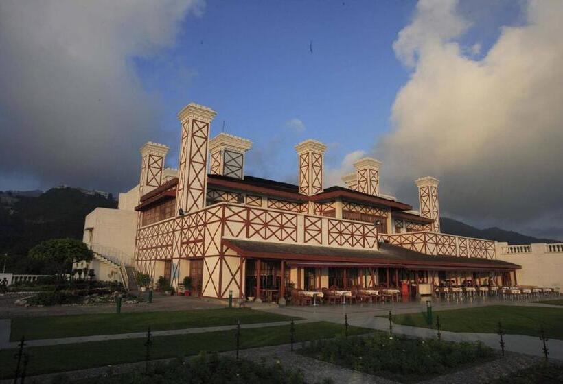 בית מלון כפרי Jaypee Residency Manor