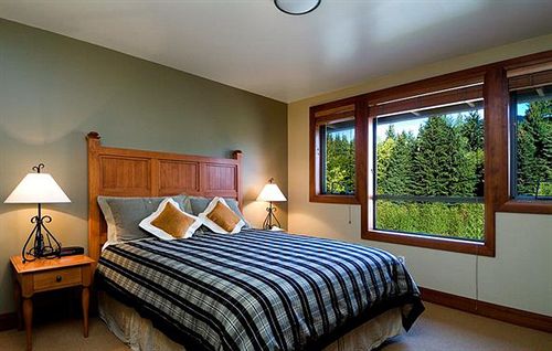 فندق Our Whistler Retreat - Montebello