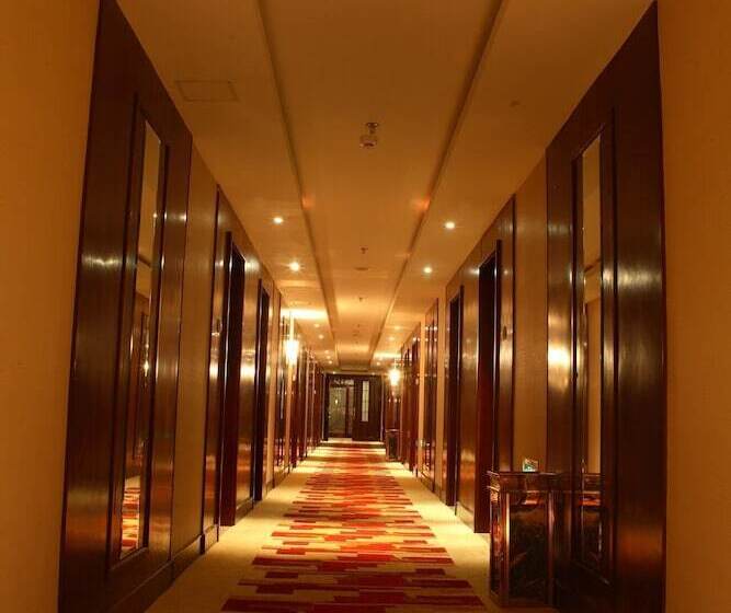 Hotel Qingdao Chengyang Qiulin