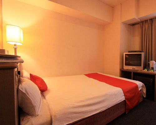 酒店 Shinsaibashi Lions Rock