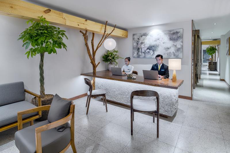 酒店 Silverland Min