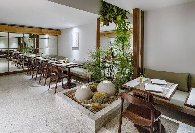 酒店 Silverland Min