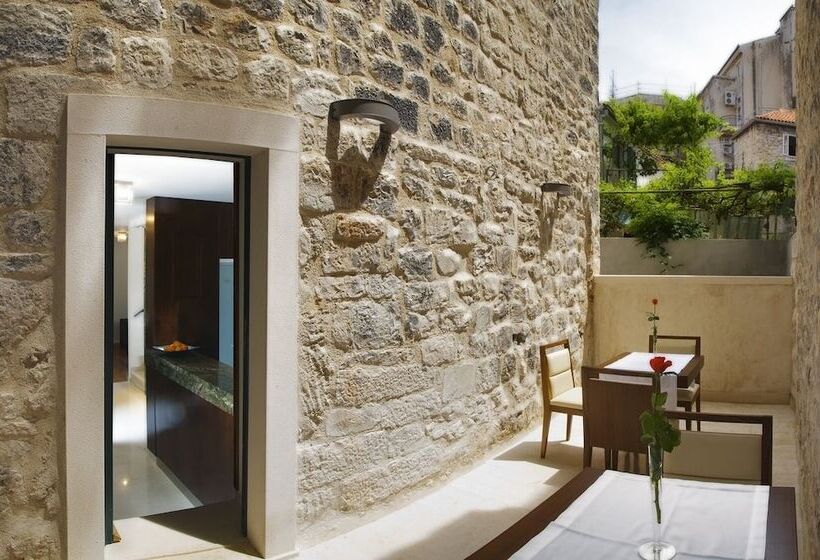 Vestibul Palace & Villa   Small Luxury Hotels Of The World