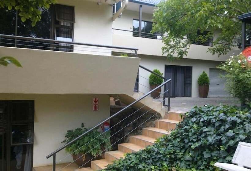 پانسیون Belmont Guest House