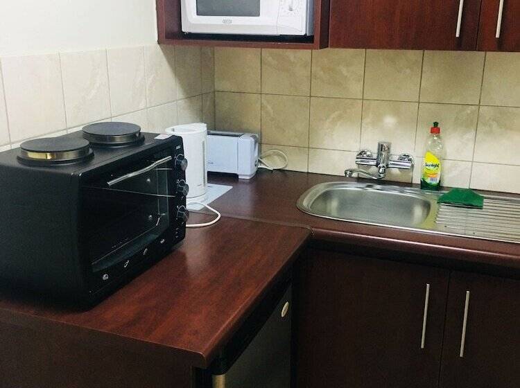 پانسیون Belmont Guest House