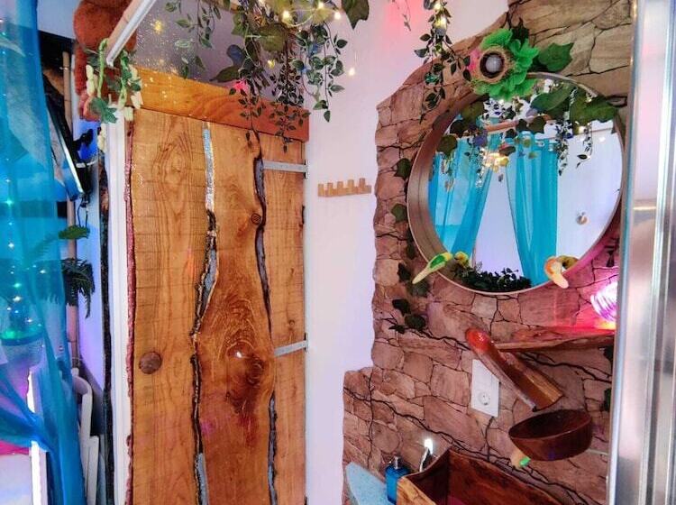 تختخواب و صبحانه Wonder Room Paraiso Magico Habitacion