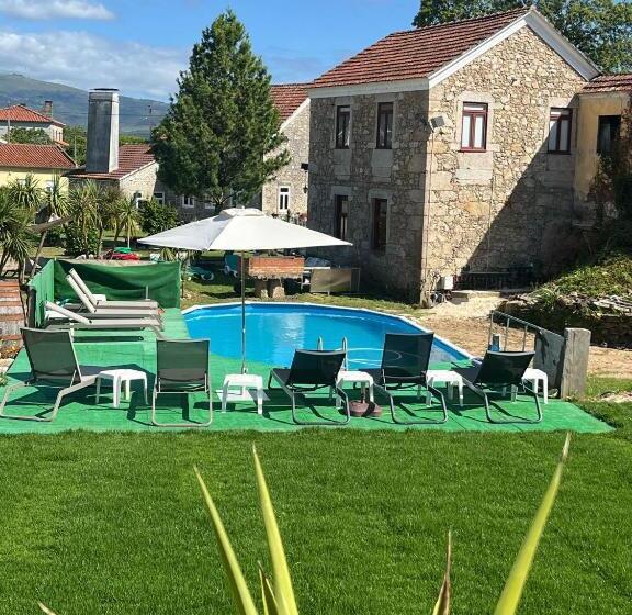 فندق Albergue E Al O Brasão Valença
