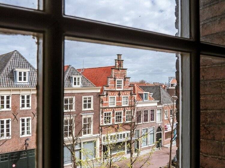 هتل Arsenaal Delft