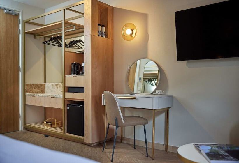 هتل Arsenaal Delft