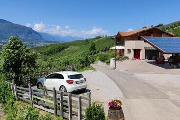 هتل Bio Agritur Al Bait