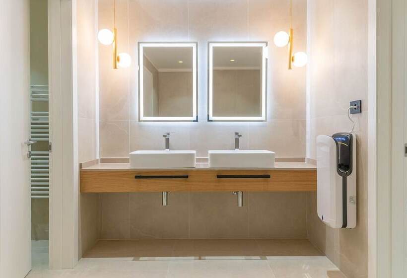 فندق Relais Forte Benedek Wine & Spa   Adults Only
