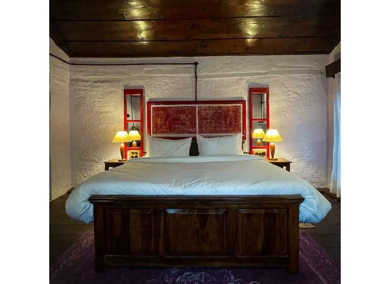 پانسیون Mulberry House