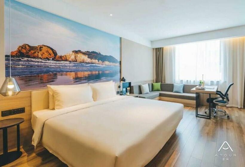 Atour Light Hotel Hohhot Gulou General Bureau
