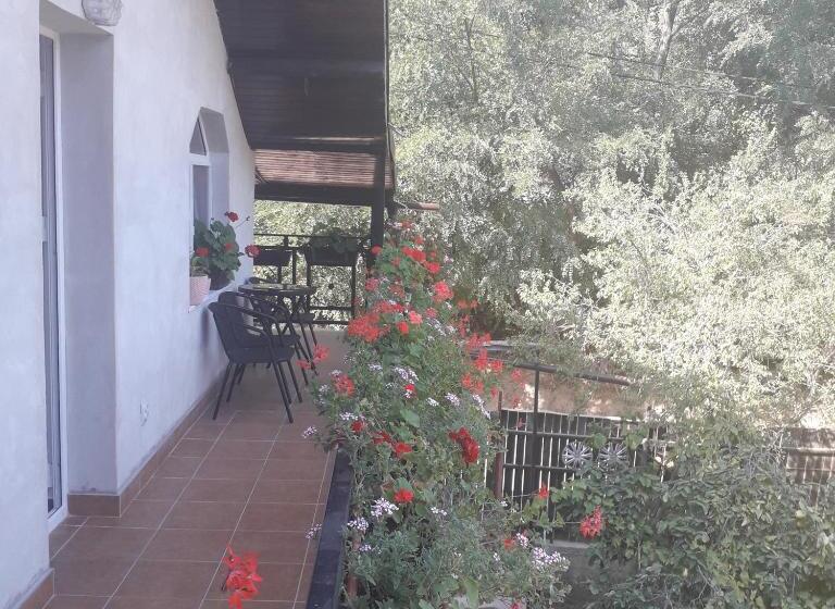 پانسیون Casamarinela