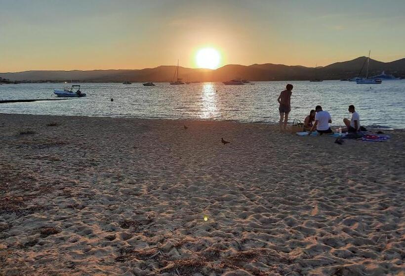 Villa Playa Del Sol  B6