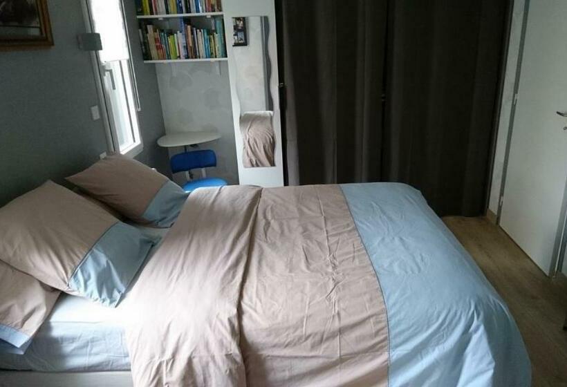 ベッドアンドブレックファースト Casa Luz   Chambre D Hôtes   Saint Lunaire