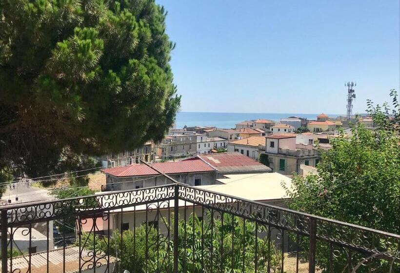 پانسیون Gio Del Mar Con Vista Sullo Jonio