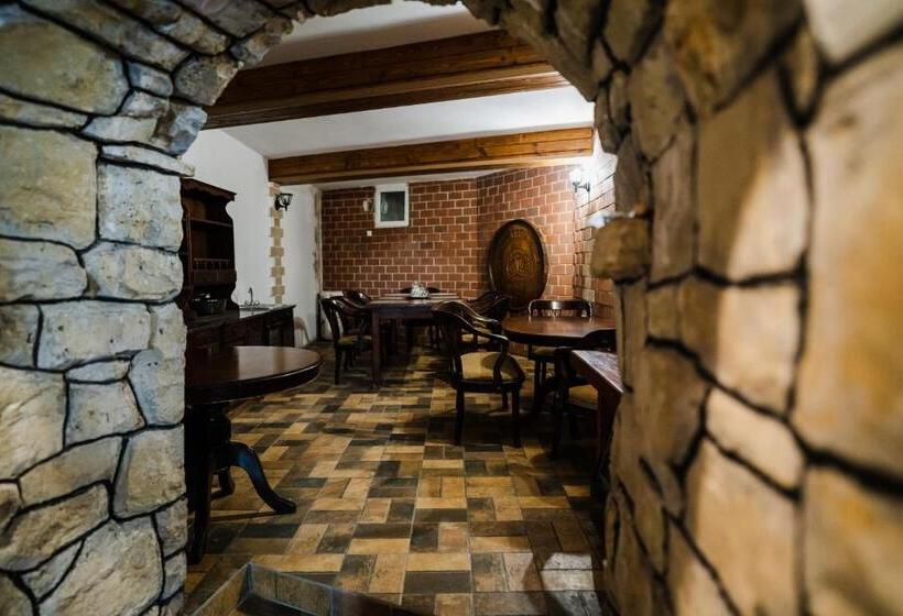 پانسیون Vila Ranya   Adults Only
