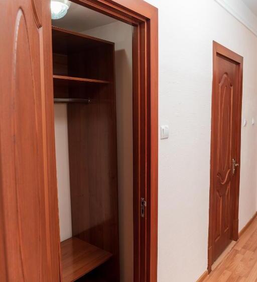 هاستل Gym Inn