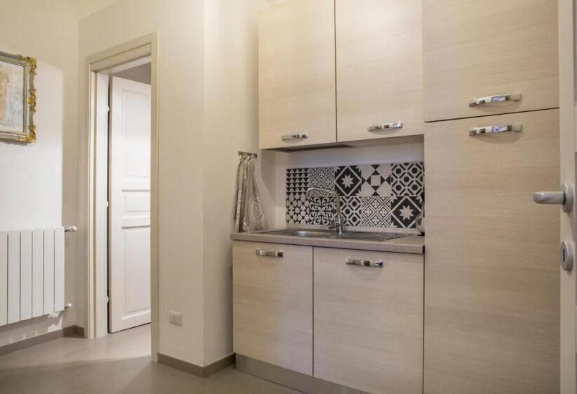 تختخواب و صبحانه Reluxe Private Wellness