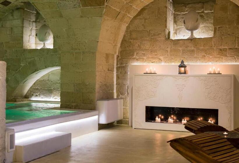 تختخواب و صبحانه Reluxe Private Wellness