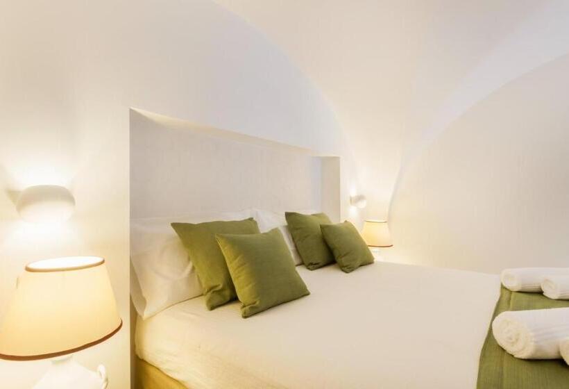 تختخواب و صبحانه Reluxe Private Wellness