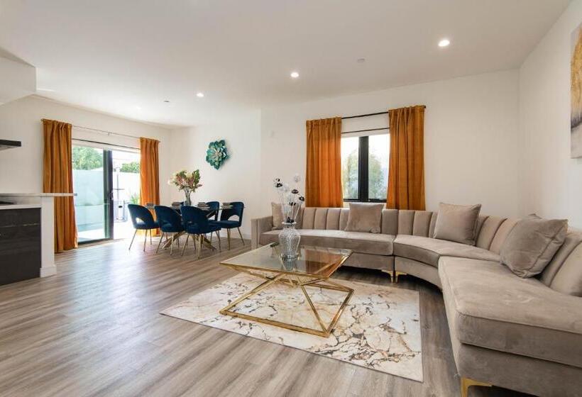 Regency Modern Apartments