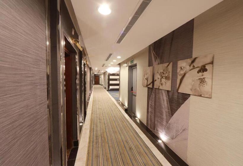 هتل Burj Al Saif
