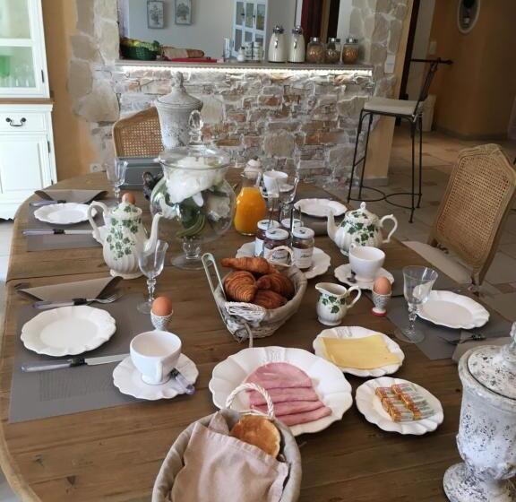 مبيت وإفطار Le Champmazet