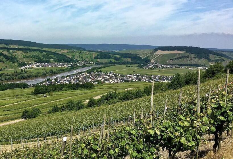 ベッドアンドブレックファースト Gästehaus Hoffmann