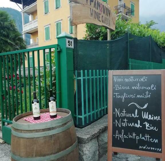 هتل Agritur Tenno Cantina Bio Natura