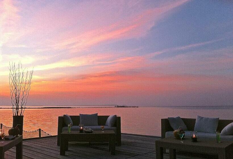 فندق Kura Kura Resort