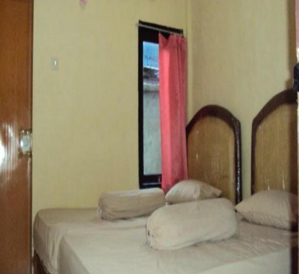 پانسیون Kenangan Guest House