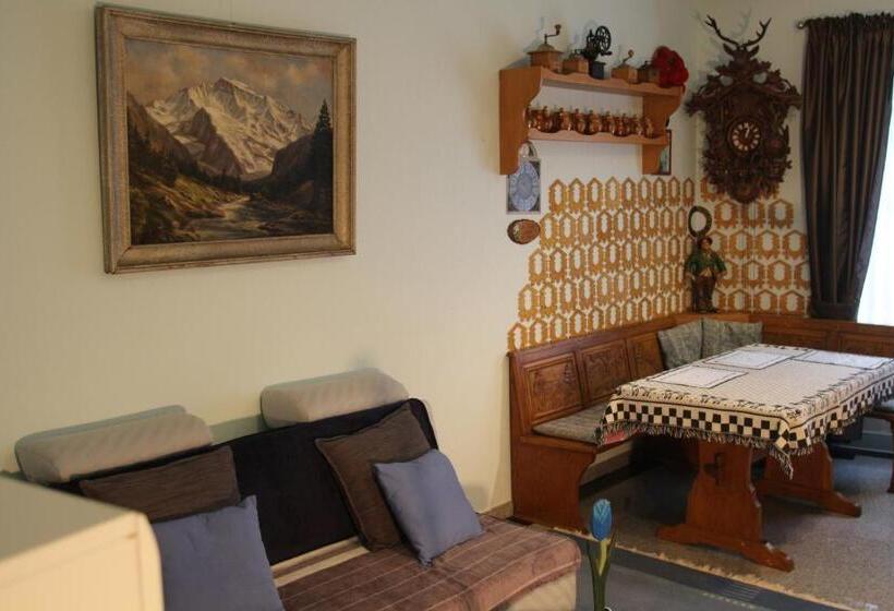 پانسیون Lebensart