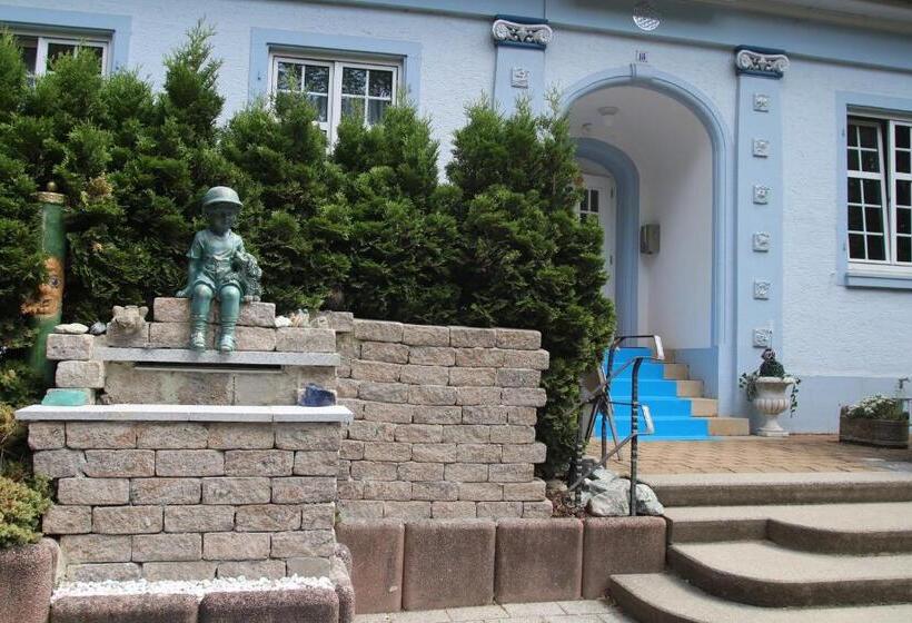 پانسیون Lebensart