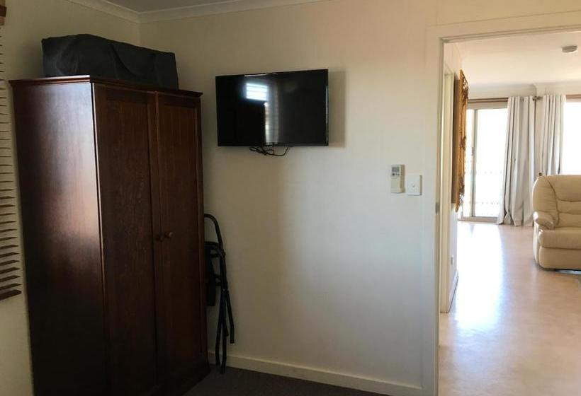 Airport Whyalla Motel