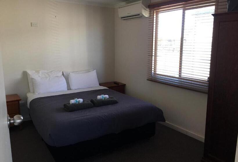 Airport Whyalla Motel