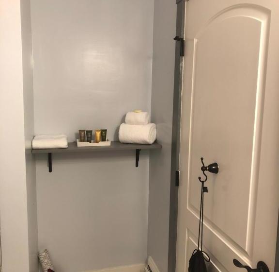 مبيت وإفطار Amber House Inn Of Midtown