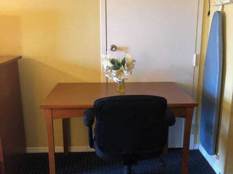 هتل Americas Best Inn   Savannah I 95