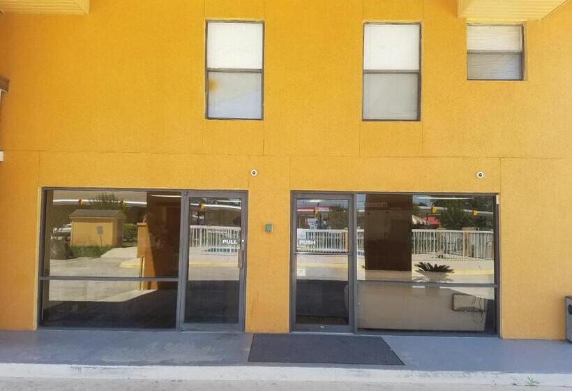 هتل Americas Best Inn   Savannah I 95