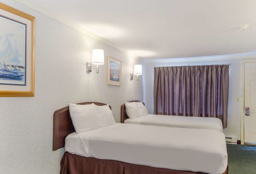هتل America S Best Value Inn & Suites/hyannis