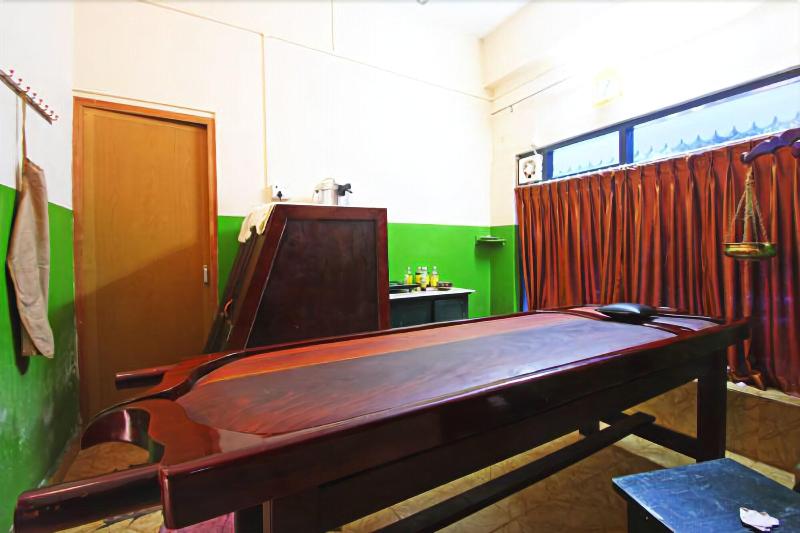 ホテル Aranya Niwas