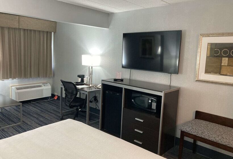 ホテル Best Western Plus Reading Inn & Suites