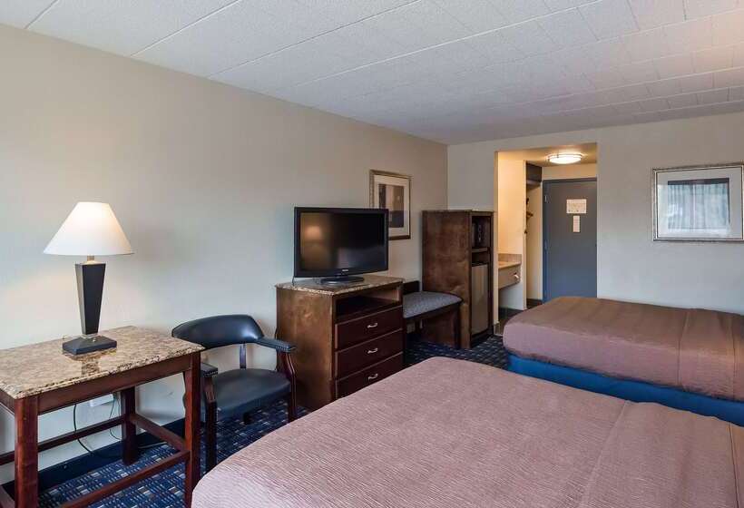 ホテル Best Western Plus Reading Inn & Suites