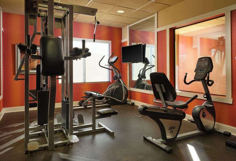 هتل Best Western Plus Tupelo Inn & Suites