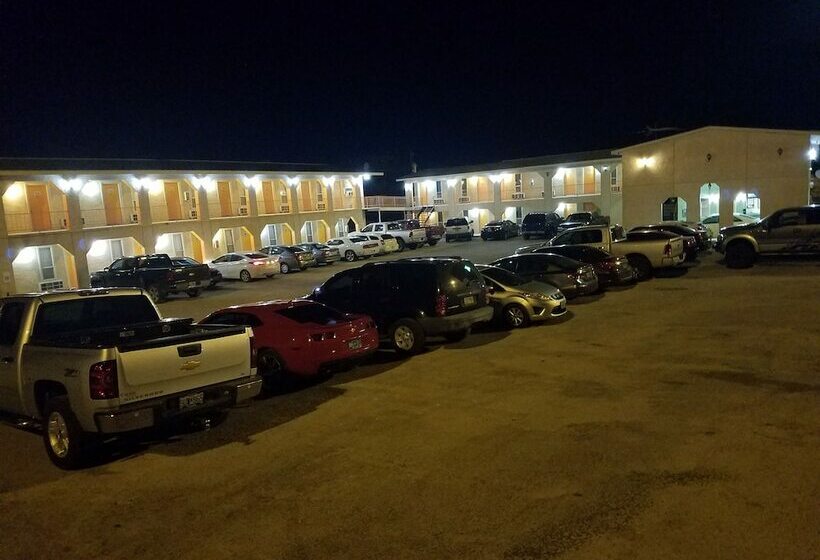 هتل Cisco Inn