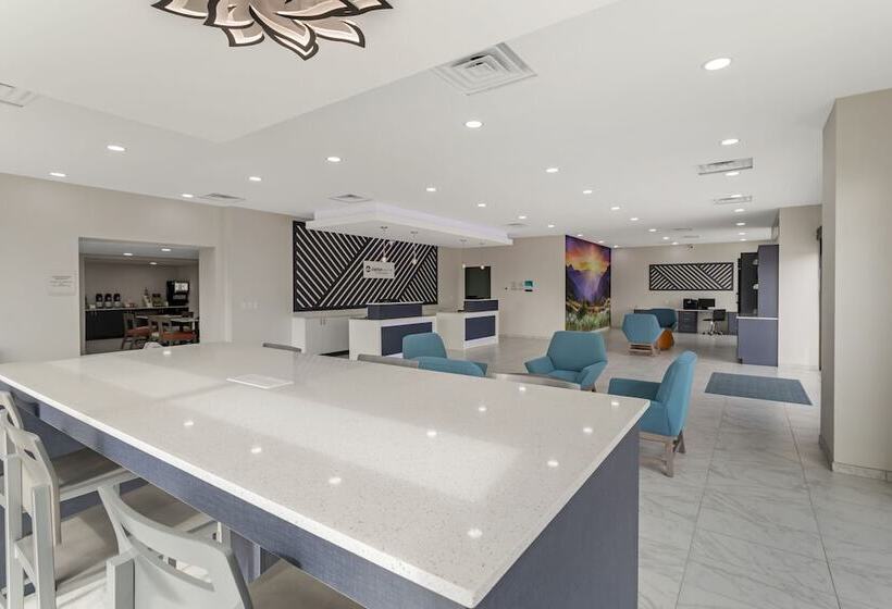 Clarion Pointe Kimball By Choice Hotels